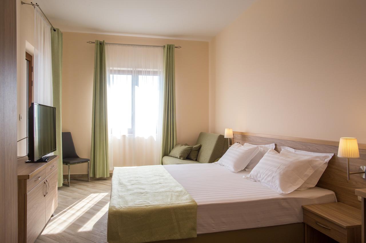 Aparthotel Belvedere Residence Becici Budva Room photo