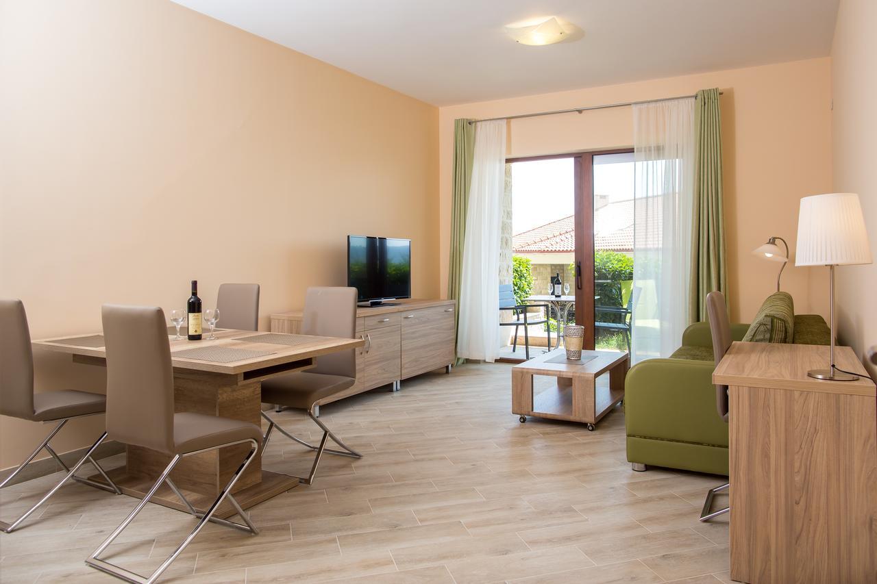 Aparthotel Belvedere Residence Becici Budva Exterior photo